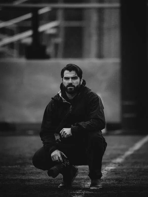 Adrien professional portrait with camera - Move Photography Montreal photographer